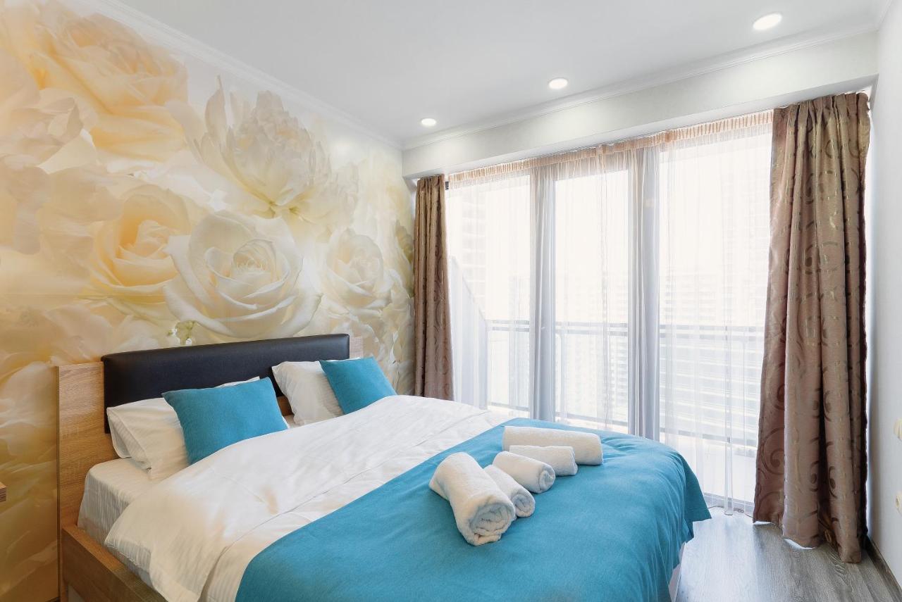 Beach Tower By G-Point Batumi Exterior photo